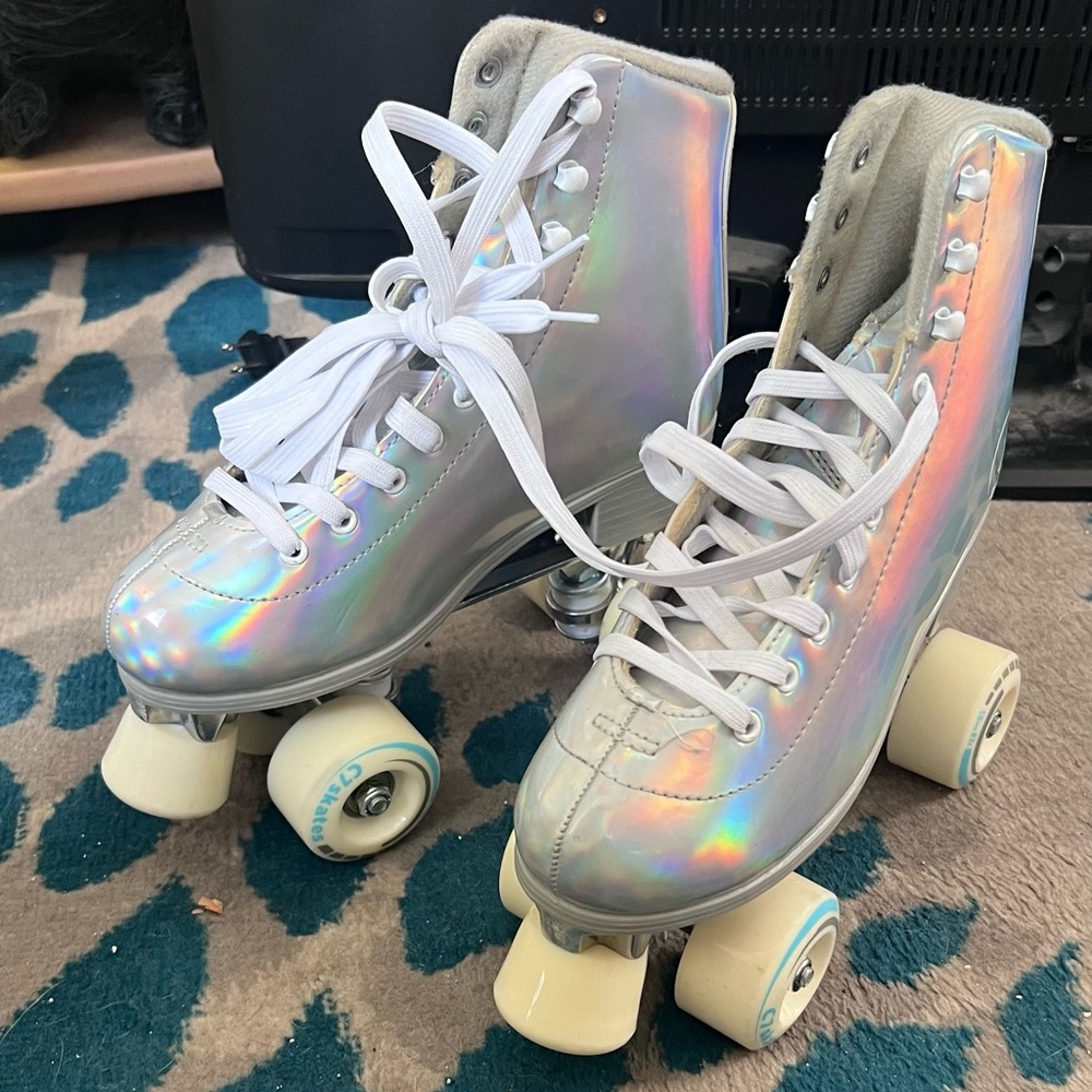 CSeven BRAND NEW holo roller skates
